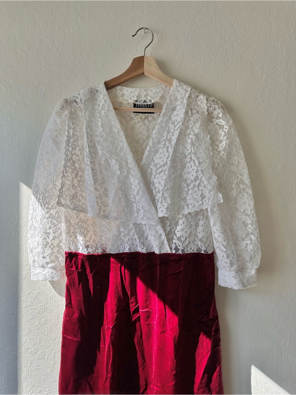 Vintage 80s times up le temps cocktail dress women’s large sheer lace red velvet
